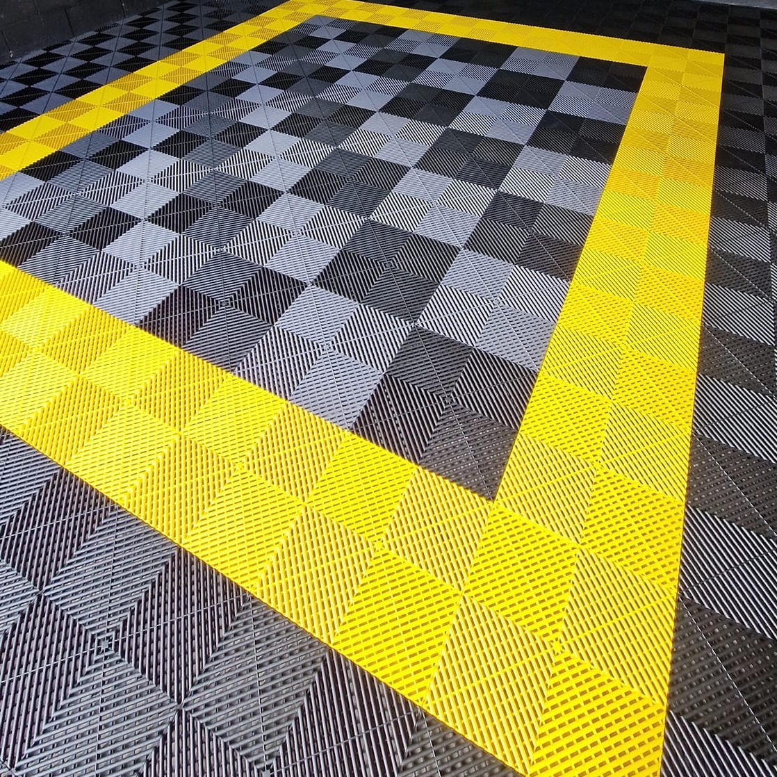 Grid Image 12